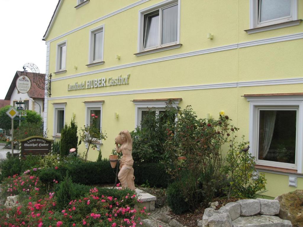 Landhotel Gasthof Huber Merching Eksteriør billede