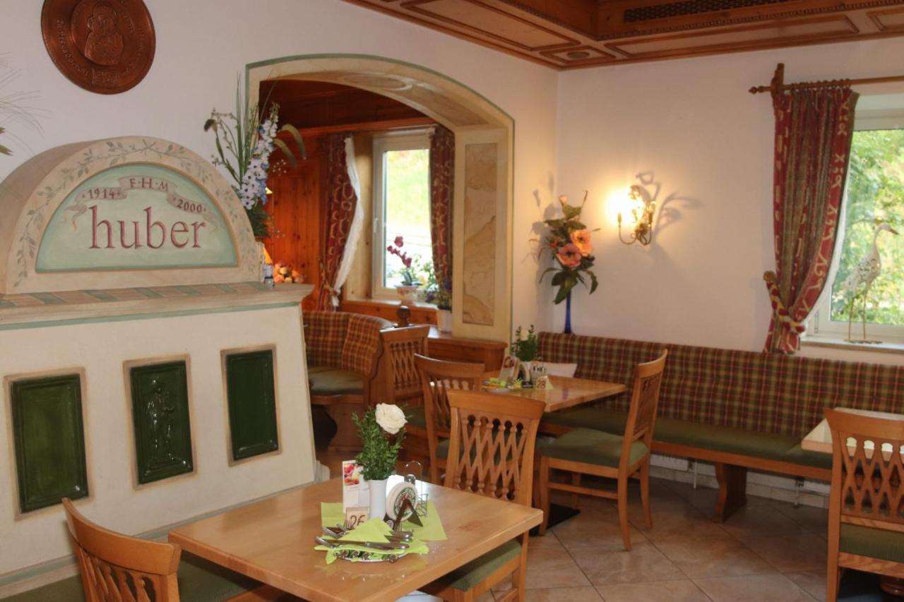Landhotel Gasthof Huber Merching Eksteriør billede